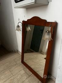 Specchio da parete con applique in stile classico