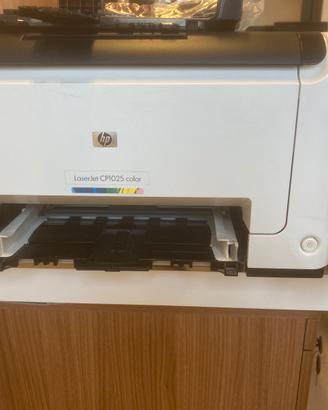 Stampante laser a colori HP LaserJet CP1025