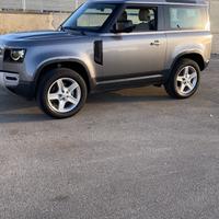 Defender 3.0 DE Se 200 cv