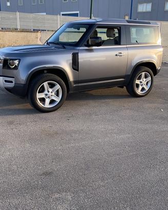 Defender 3.0 DE Se 200 cv