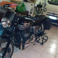 Triumph Bonneville - 2013