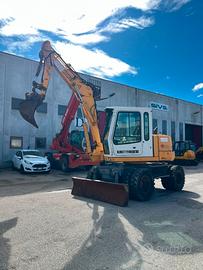 Escavatore gommato liebherr 308 triplice del 2000