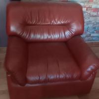 Due poltrone letto in pelle