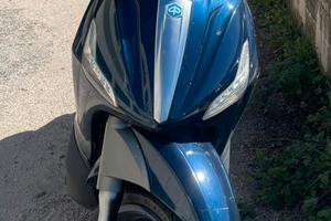 Beverly 350 sport turing