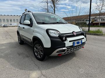 Panda Cross  1.3 Diesel  95 CV.      54.000 km