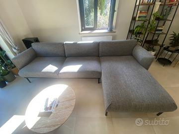 Divano IKEA Applaryd con chaise longue – grigio