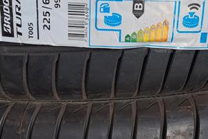 gomme bridgestone turanza 225/60r17