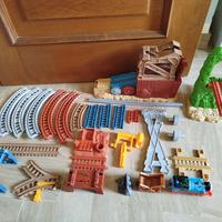 Pista trenino Thomas ponte sospeso 