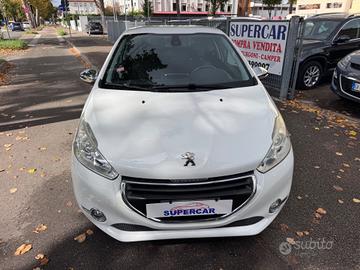 Peugeot 208 1.2 5P NEOPATEN GARANZIA 12 MESI
