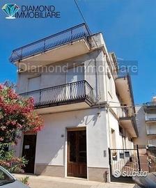 Casa indipendente bifamiliare a mascali