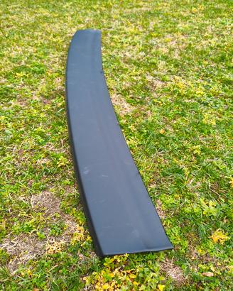 Protezione paraurti posteriore per carico baule