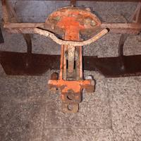 aratro per trattorino 