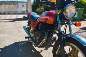 HONDA CB 400 N del 1981