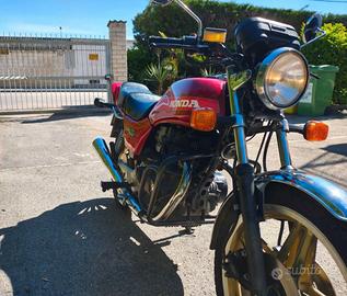 HONDA CB 400 N del 1981