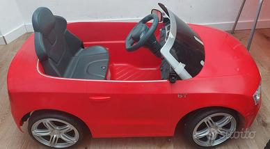 macchina e moto a batteria X bimbi fino a 5 anni