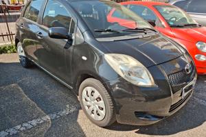 Toyota yaris 1.0 5p