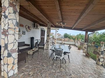 Apparta villa zona Valcorrente