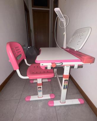 Scrivania regolabile in altezza