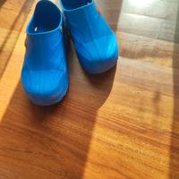 Zoccoli Sanitari SUNSHOES Azzurri - Misura 37
Des