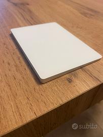 Apple Magic Trackpad 2