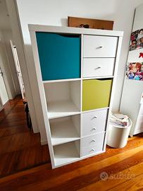 Mobile Kallax Ikea già montato