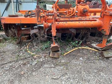 Rotavator fresa spostabile