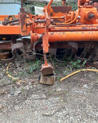 Rotavator fresa spostabile