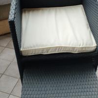 tavolo in rattan e vetro temperato nero