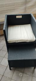 tavolo in rattan e vetro temperato nero