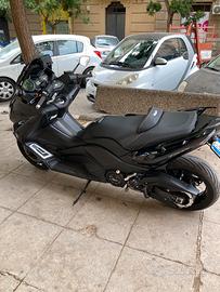 Yamaha tmax