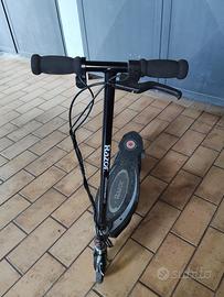 Monopattino elettrico Razor