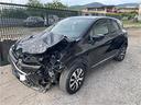 renault-captur-1-5dci-90cv-sinistrato-2019
