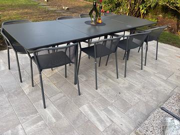 Tavolo Emu con poltroncine
