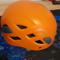 Casco da arrampicata/climbing in parete