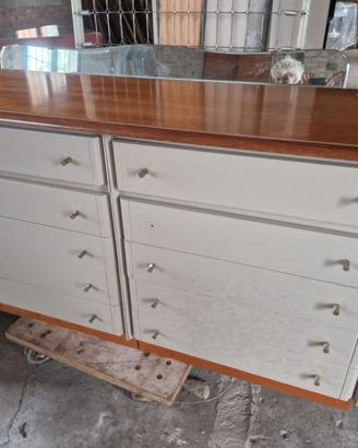 Cassettone in legno