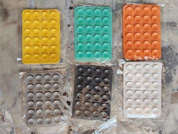 Supporto a ventose in silicone per smartphone 