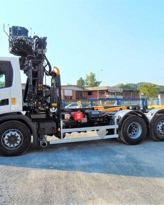 SCANIA EURO 6 SCARRABILE + GRU RETROCABINA E POLIP