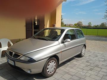 Lancia y 16v revisionata
