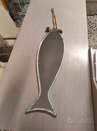 Specchio a forma di pesce