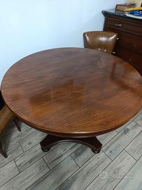 tavolo in legno massello 