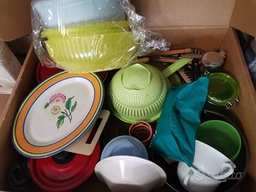 Accessori Campeggio,Fornello,cucina e armadio.