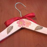 Gruccia tecnica decoupage con fiori