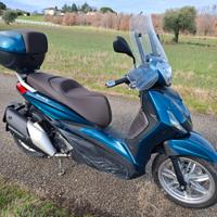 Piaggio Beverly 400 HPE 2024 bauletto originale