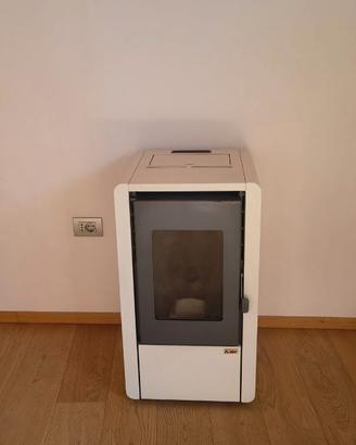 Stufa a pellet Kalor Petit 7 kW