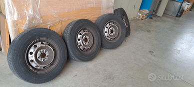 Fiat Ducato cerchi e gomme da 15"