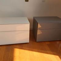 Comodini in legno e vetro