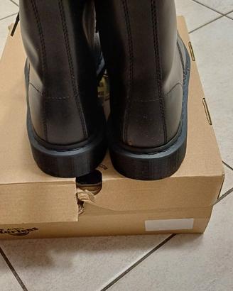 Anfibi dr martens