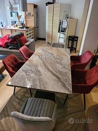 Tavolo + sedie