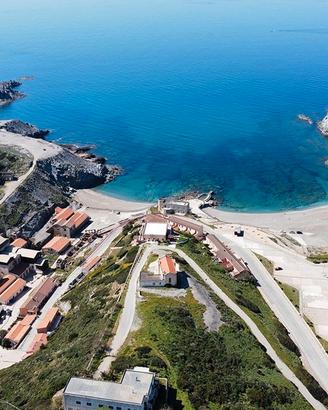 Casa indipendente su due livelli a pochi passi dal