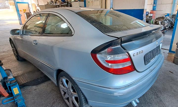 Ricambi Mercedes classe C 220 coupe w203